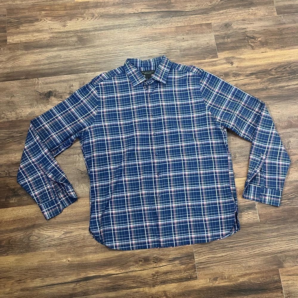 Bloomingdale’s Men’s Blue and Pink Plaid Button Down Shirt